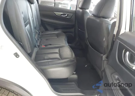 2015 Nissan Rogue Sl z USA, uszkodzony, nr VIN 5N1AT2MT3FC822077